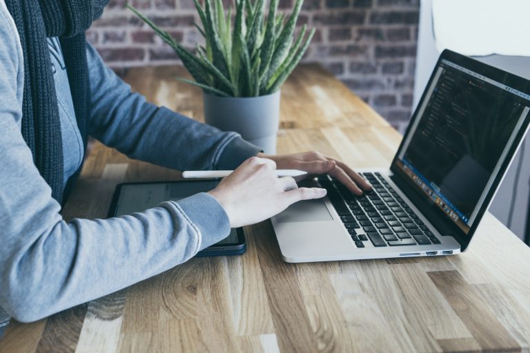 Top 10 Reverse Image Search Tools You Need to Try in 2025
